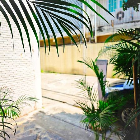 Homey Stay And Cafe By Hematoa Bangkok Luaran gambar