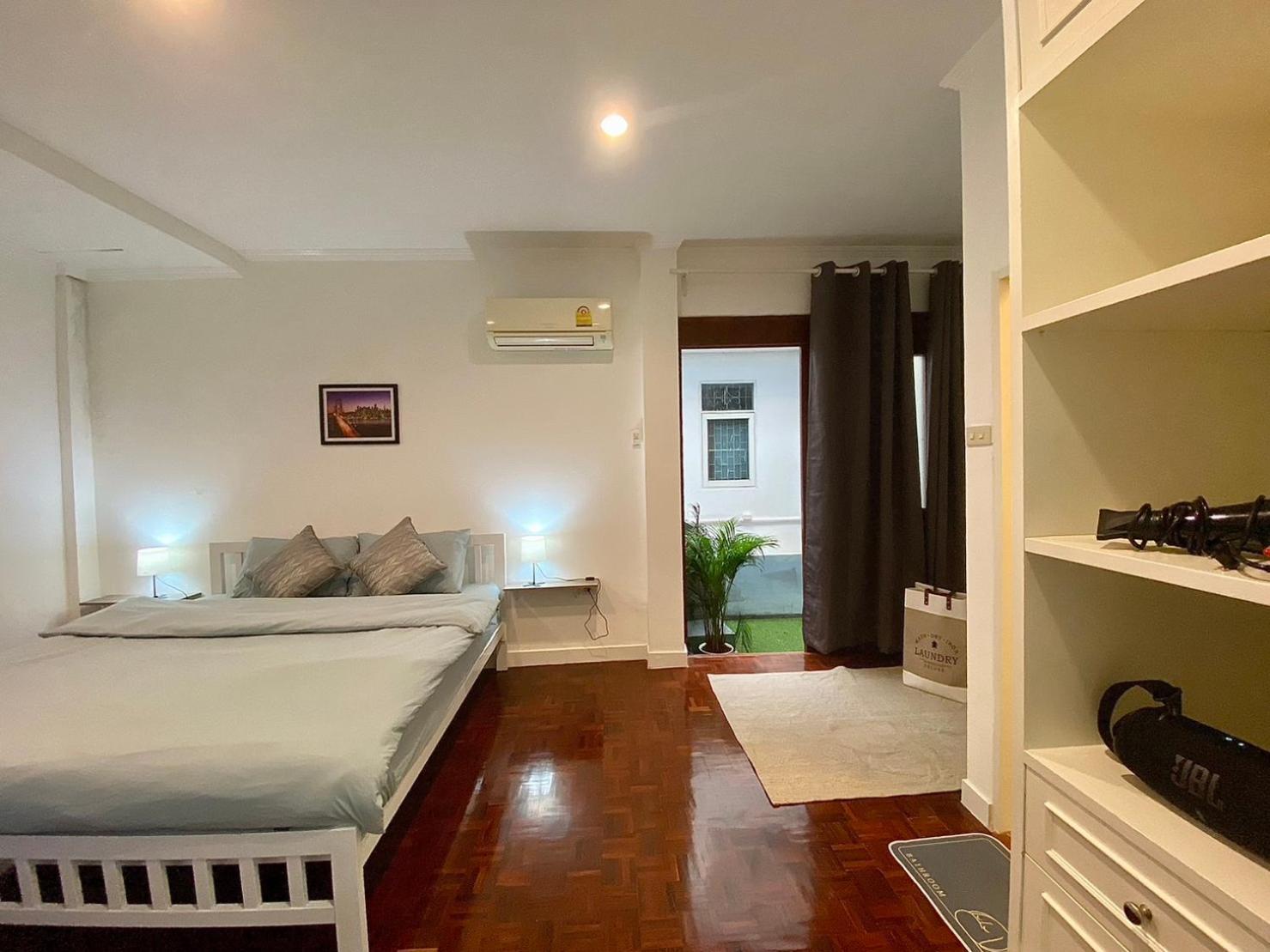 Homey Stay And Cafe By Hematoa Bangkok Luaran gambar