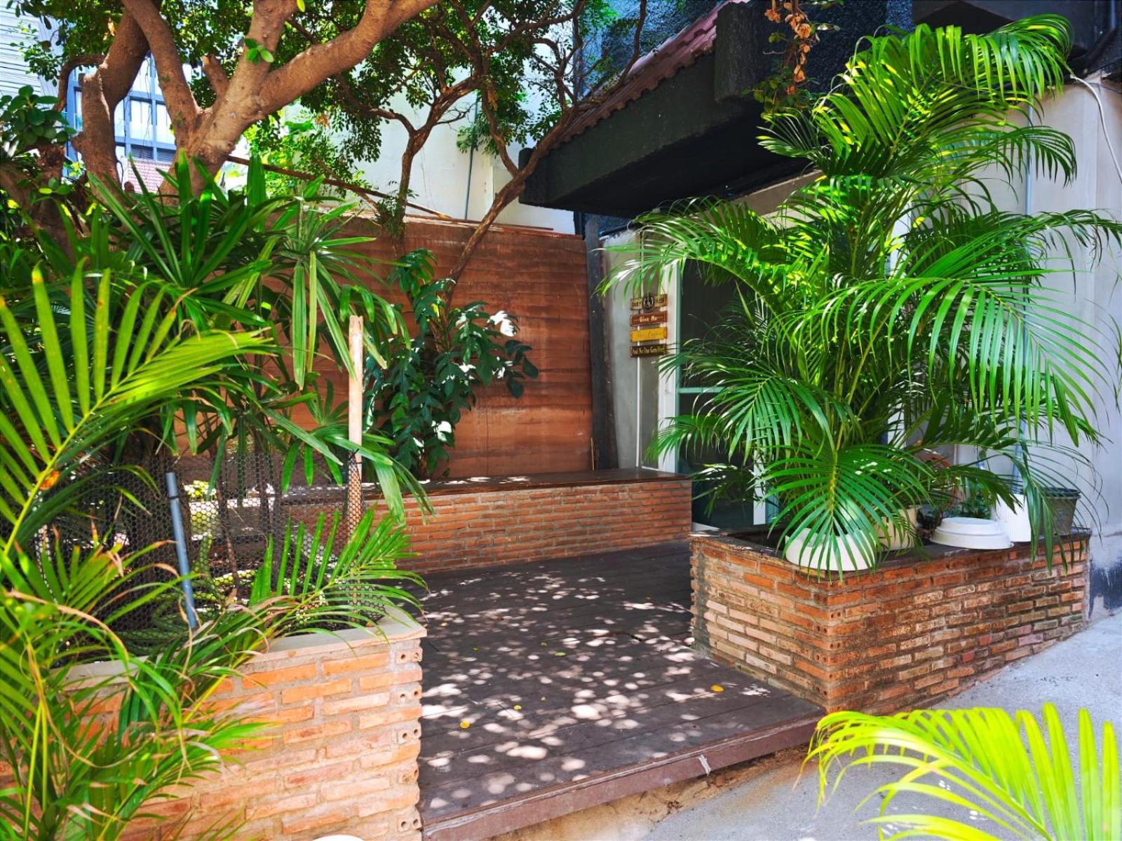Homey Stay And Cafe By Hematoa Bangkok Luaran gambar