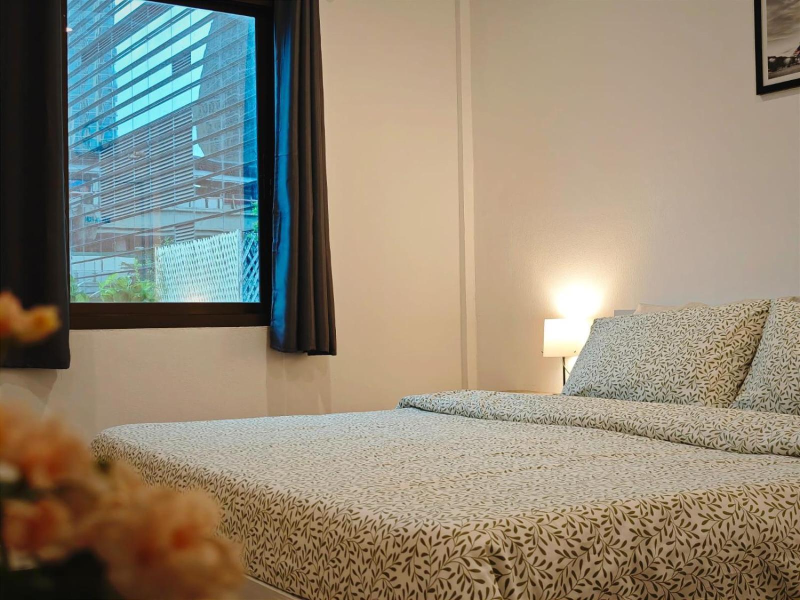 Homey Stay And Cafe By Hematoa Bangkok Luaran gambar